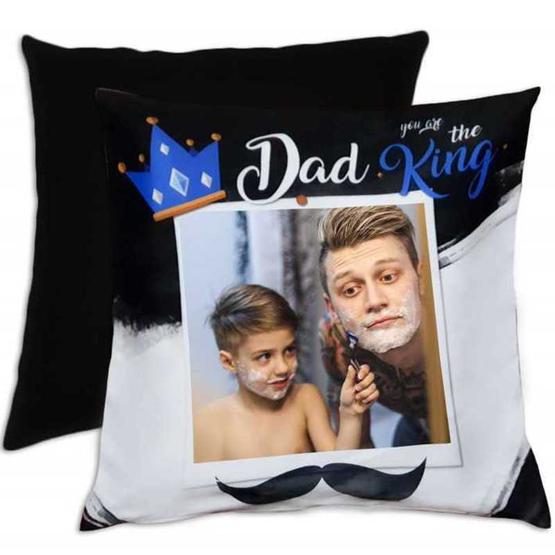 CUSCINO DAD KING PERSONALIZZATO IN MICROFIBRA CUSCINO DAD KING PERSONALIZZATO IN MICROFIBRA