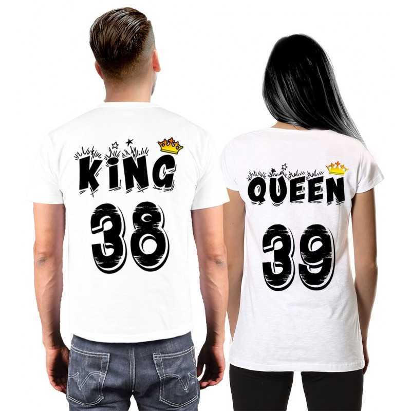 T-SHIRT DI COPPIA STAMPA SU RETRO QUEEN E KING E NUMERO COLORE BIANCO T-SHIRT DI COPPIA STAMPA SU RETRO QUEEN E KING E NUMERO COLORE BIANCO